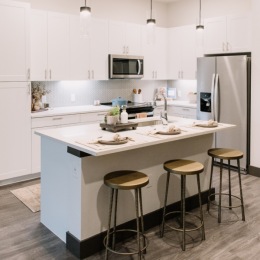 pendant lighting over kitchen island
